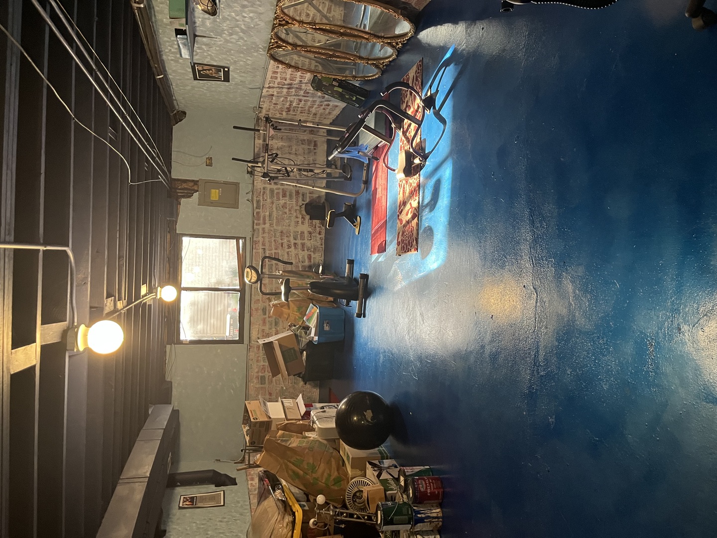 18650 Golfview Drive Hazel Crest, IL 60429 - Photo 29 of 35 a view of a room with gym equipment