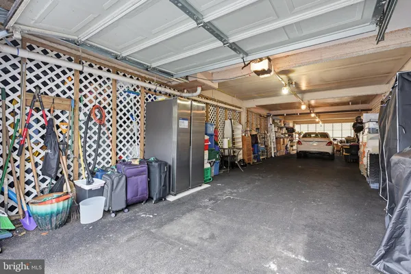 a view of a garage