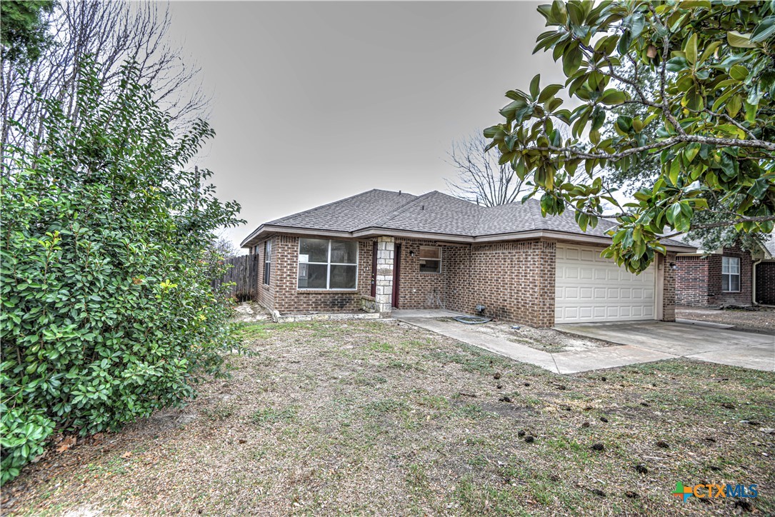 1319 North 12th Street Temple, TX 76501 - Photo 3 of 28