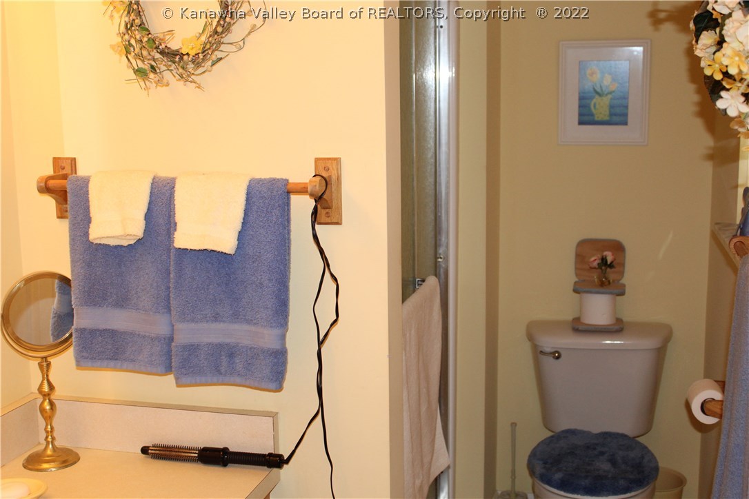 207 Dutch Road Charleston, WV 25302 - Photo 22 of 28 Gallery Image 22