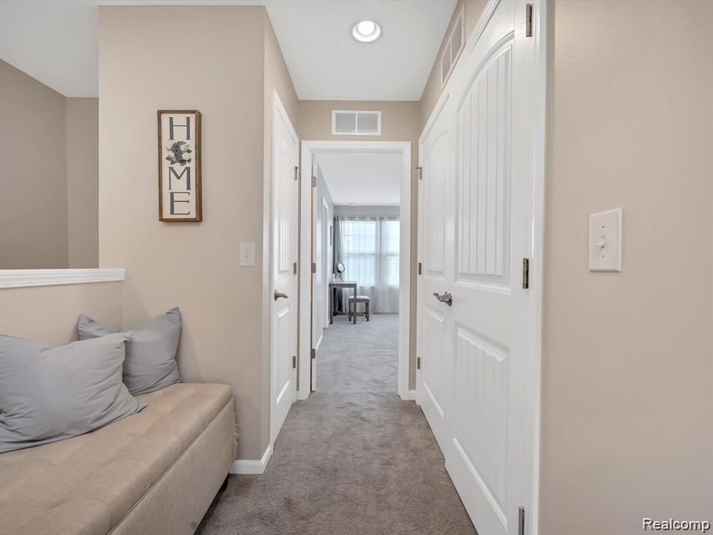 2594 Helmsdale Circle Rochester Hills, MI 48307 - Photo 17 of 28