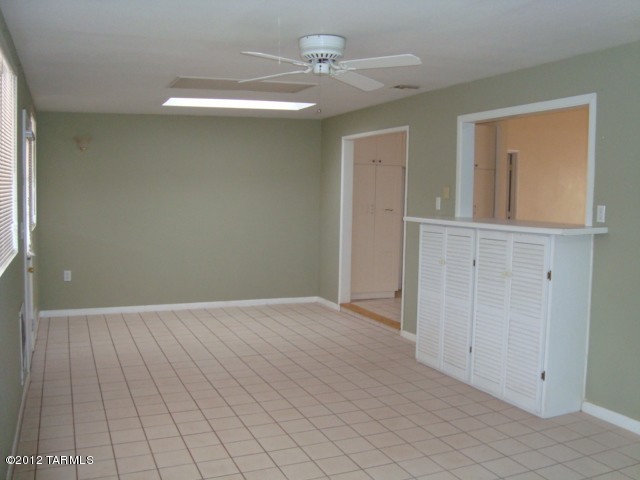 4548 South Chatam Ridge Tucson, AZ 85730 - Photo 7 of 13