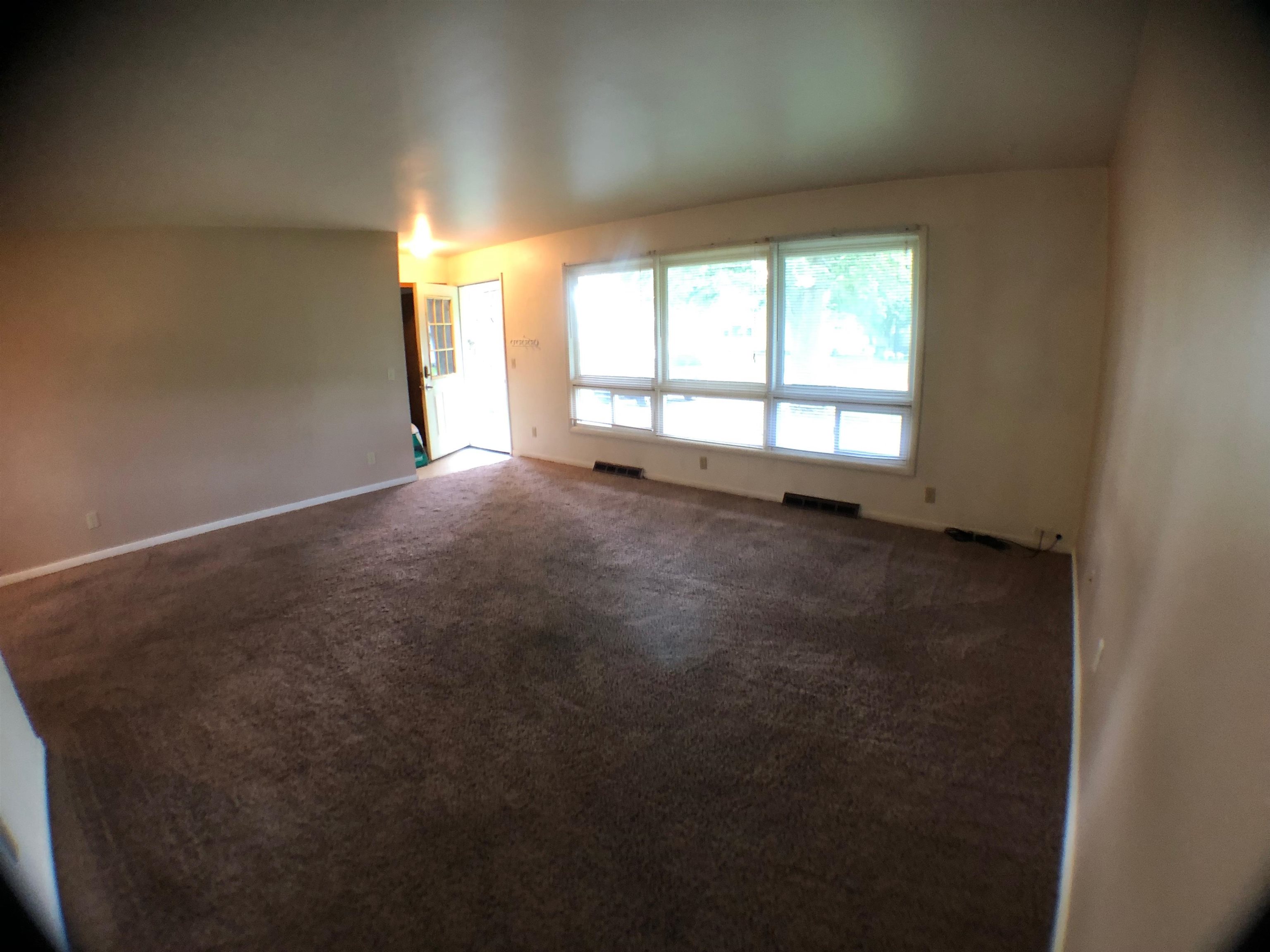 1909 South Stockman Road Mount Pleasant, MI 48858 - Photo 5 of 26