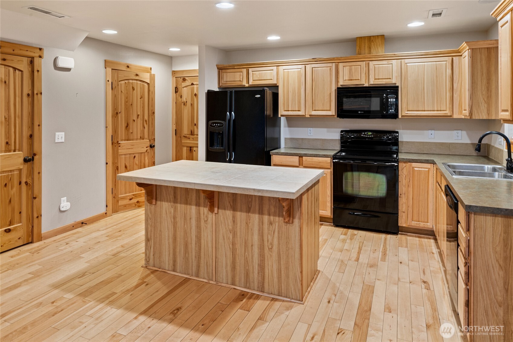 231 Clearwater Loop, Unit 1 Ronald, WA 98940 - Photo 6 of 34