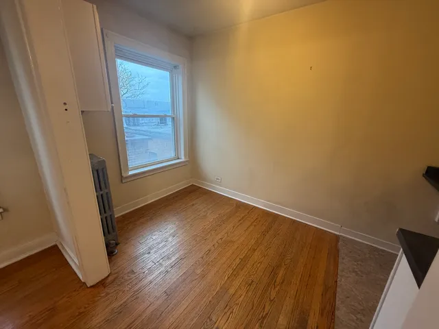 $1,400 | 18 East Northwest Highway, Unit 3, Arlington Heights, IL 60004