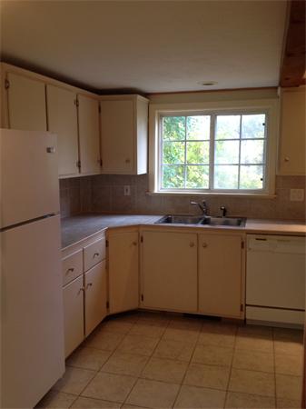 73 Main Street Blackstone, MA 01504 - Photo 3 of 10
