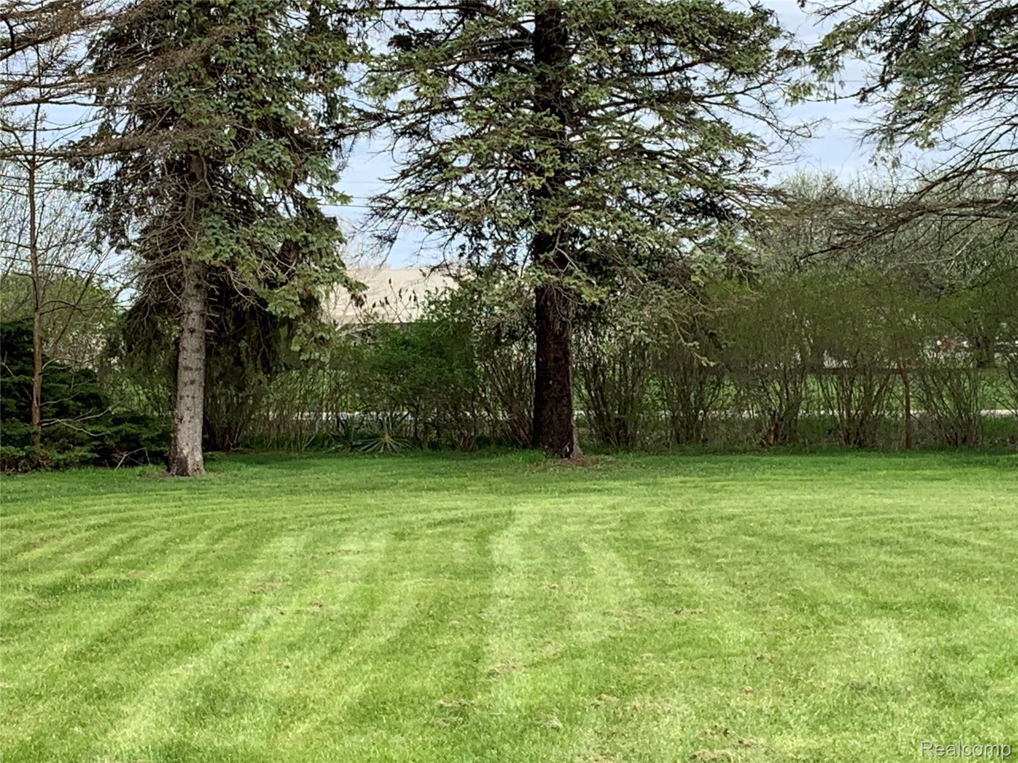 62115 Jewell Road Washington, MI 48094 - Photo 13 of 25 F114B1EB-729F-4A3E-85B1-E605274DABA4.jpeg