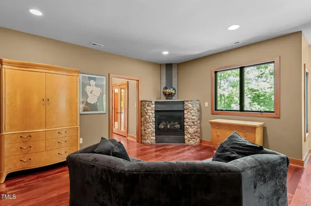 $6,800 | 6016 Glenthorne Drive, Raleigh, NC 27613