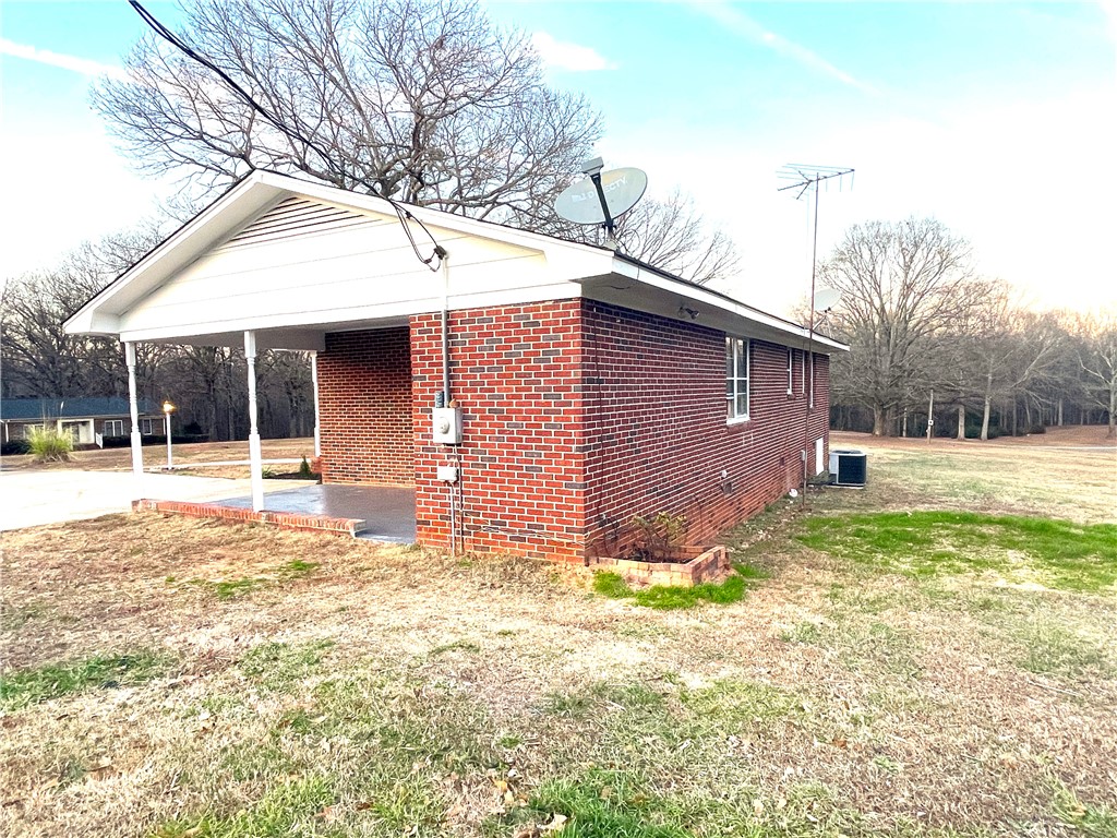 407 Friendship Church Road Honea Path, SC 29654 - Photo 4 of 26