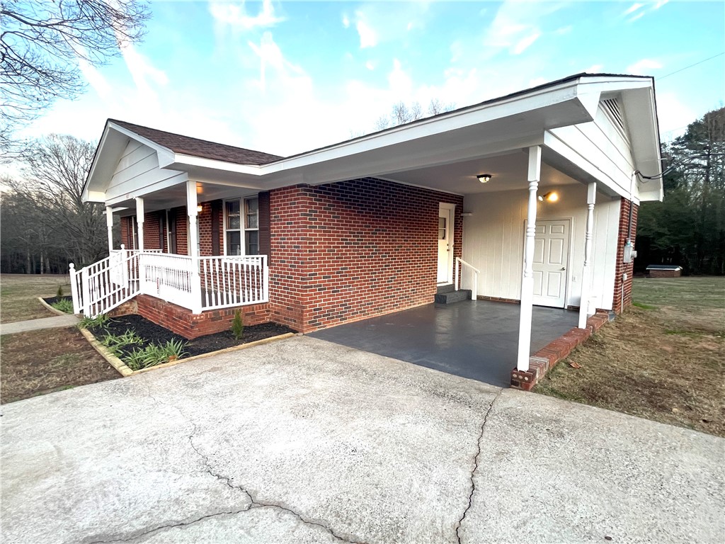 407 Friendship Church Road Honea Path, SC 29654 - Photo 5 of 26