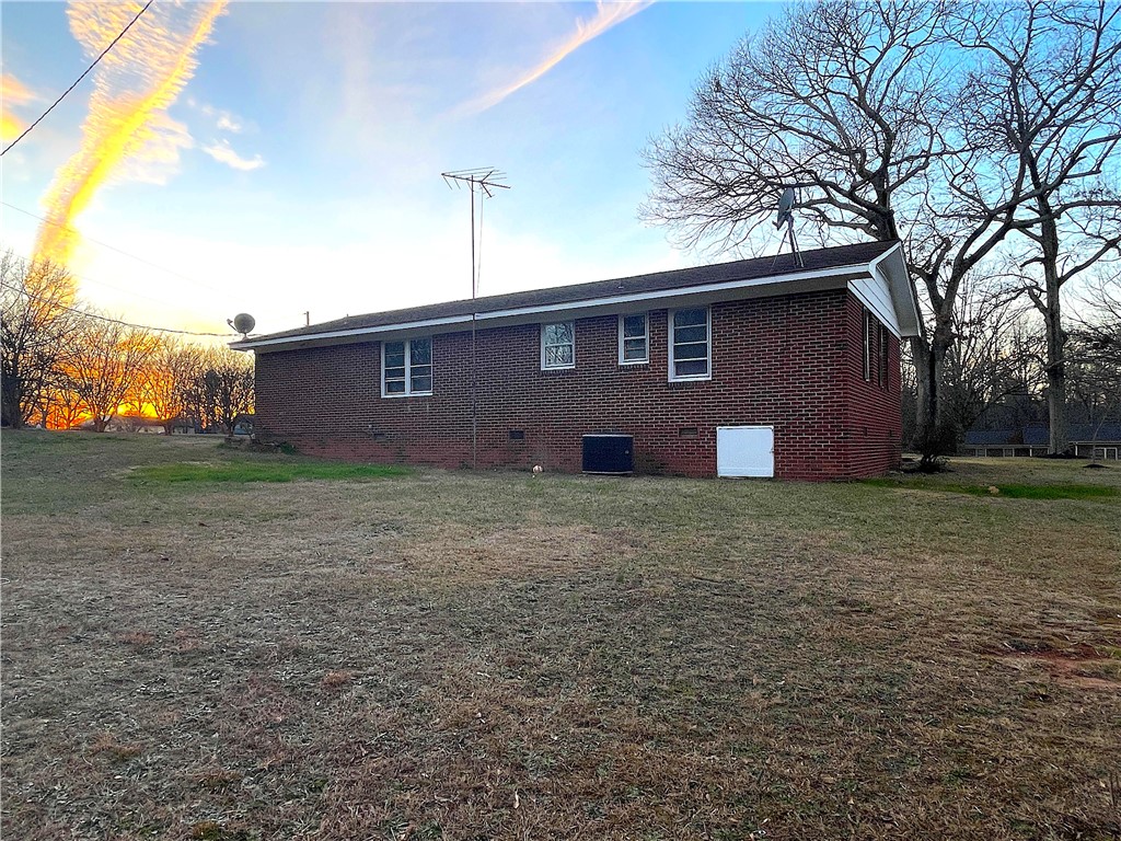 407 Friendship Church Road Honea Path, SC 29654 - Photo 6 of 26