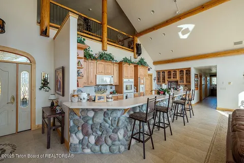 $1,800,000 | 87 Rayco Drive, Thayne, WY 83127