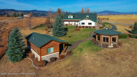 $1,800,000 | 87 Rayco Drive, Thayne, WY 83127