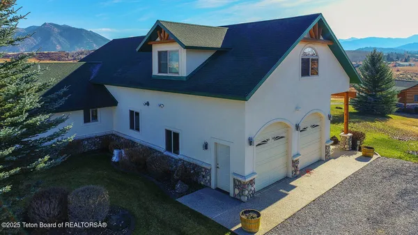$1,650,000 | 87 Rayco Drive, Thayne, WY 83127