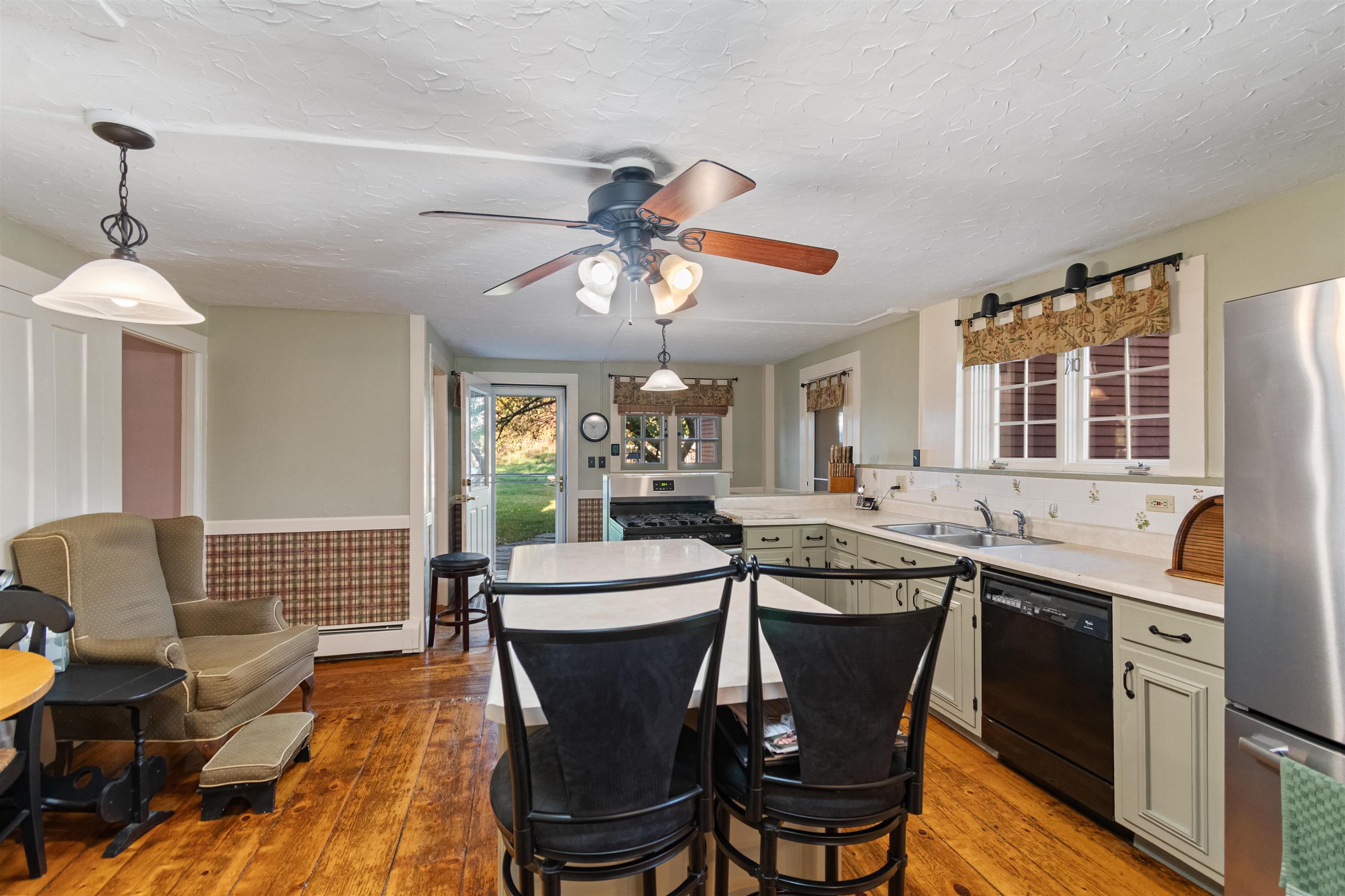 1632 Bradley Road Fairfield, VT 05455 - Photo 7 of 59