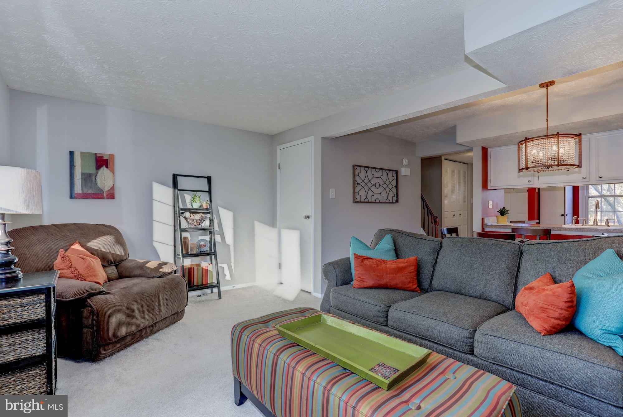 1644 Purple Sage Drive Reston, VA 20194 - Photo 12 of 30 Living Room