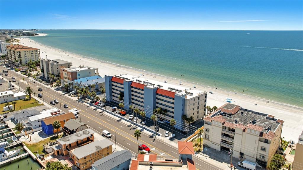 13720 Gulf Boulevard, Unit 609 Madeira Beach, FL 33708 - Photo 30 of 40 a view of building
