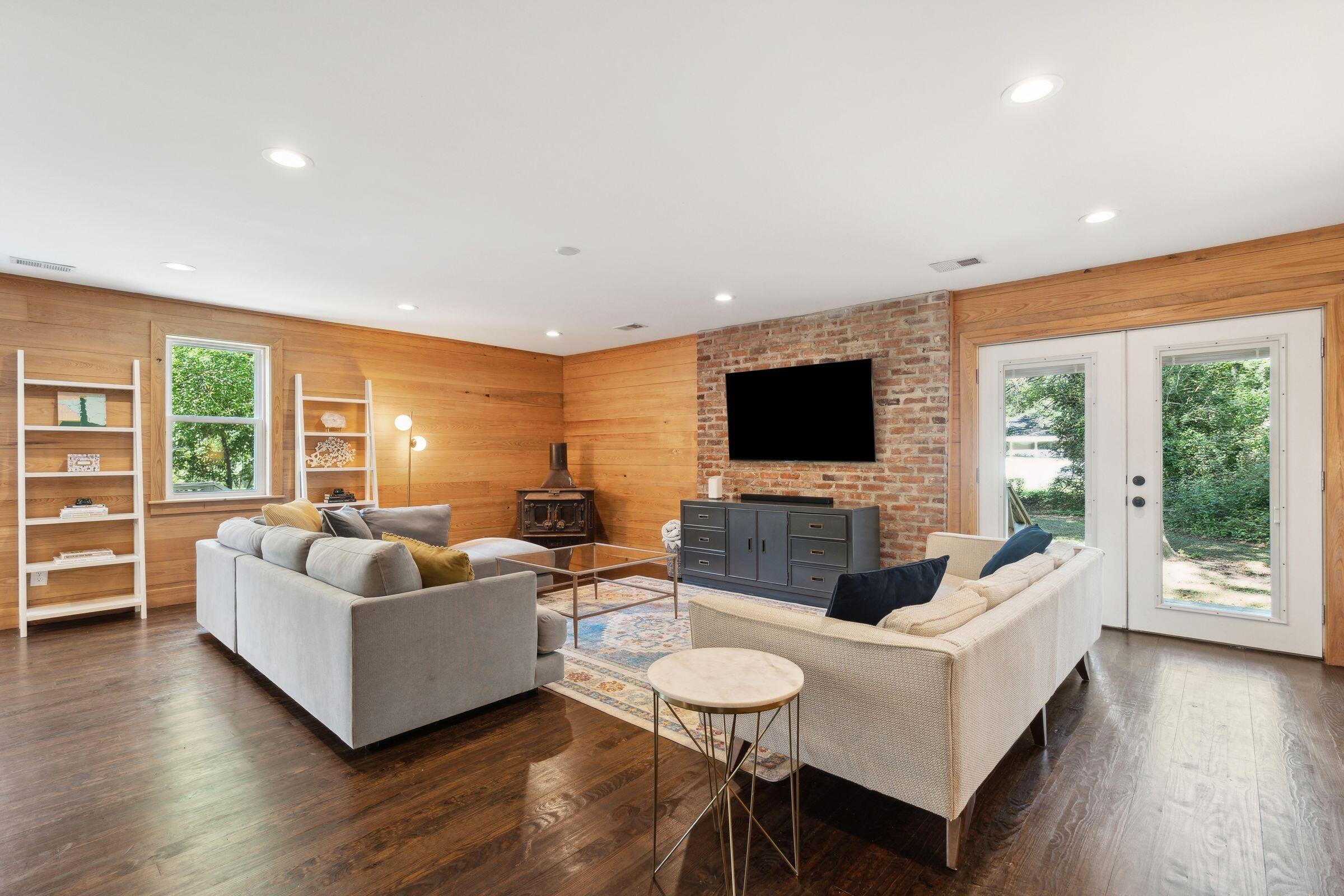 1138 East And West Road Charleston, SC 29412 - Photo 23 of 67 1138E&WRd-KeenEyeMarketing-023