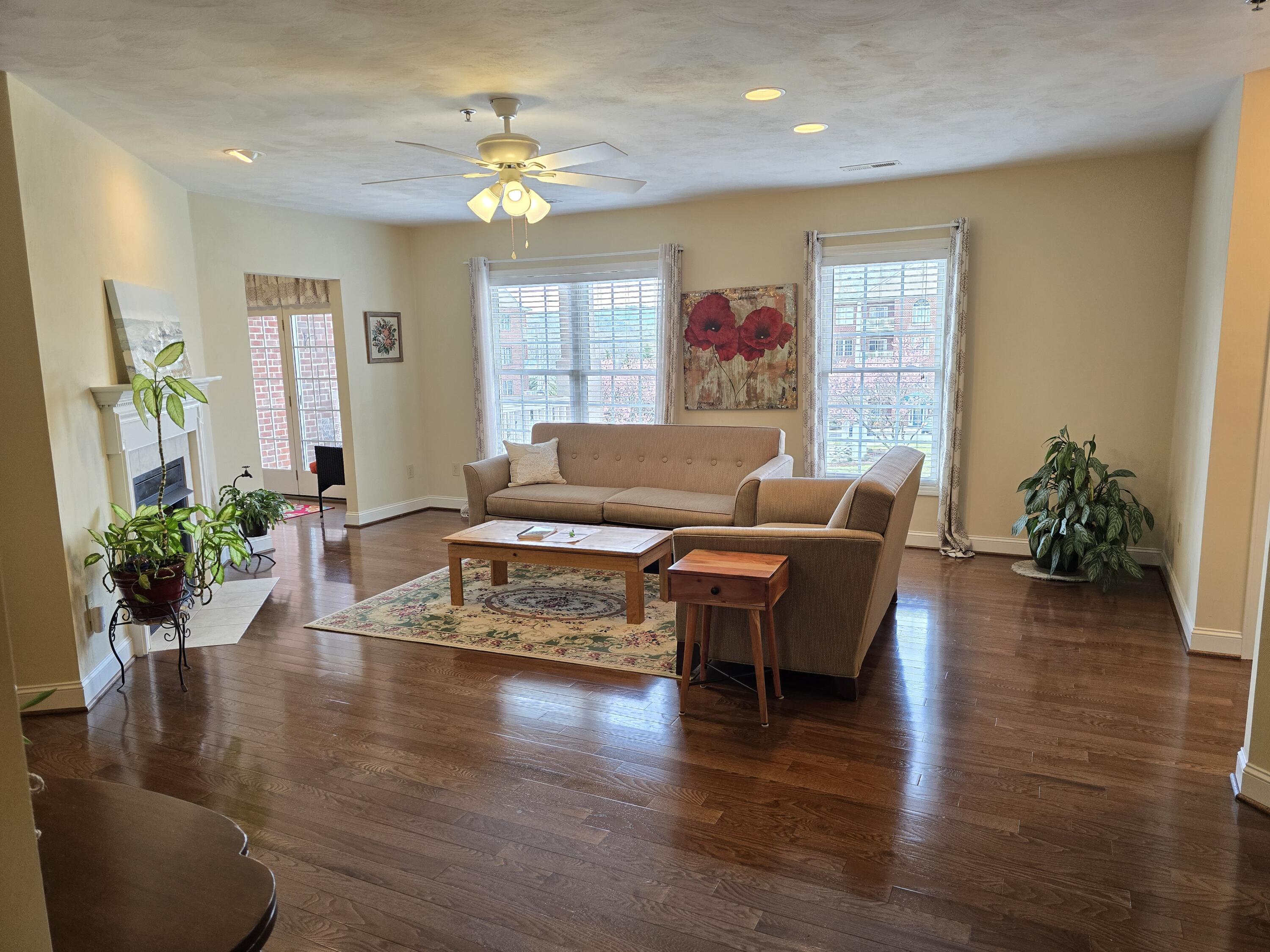 4444 Pheasant Ridge Road, Unit 201 Roanoke, VA 24014 - Photo 4 of 51 20250320_102651