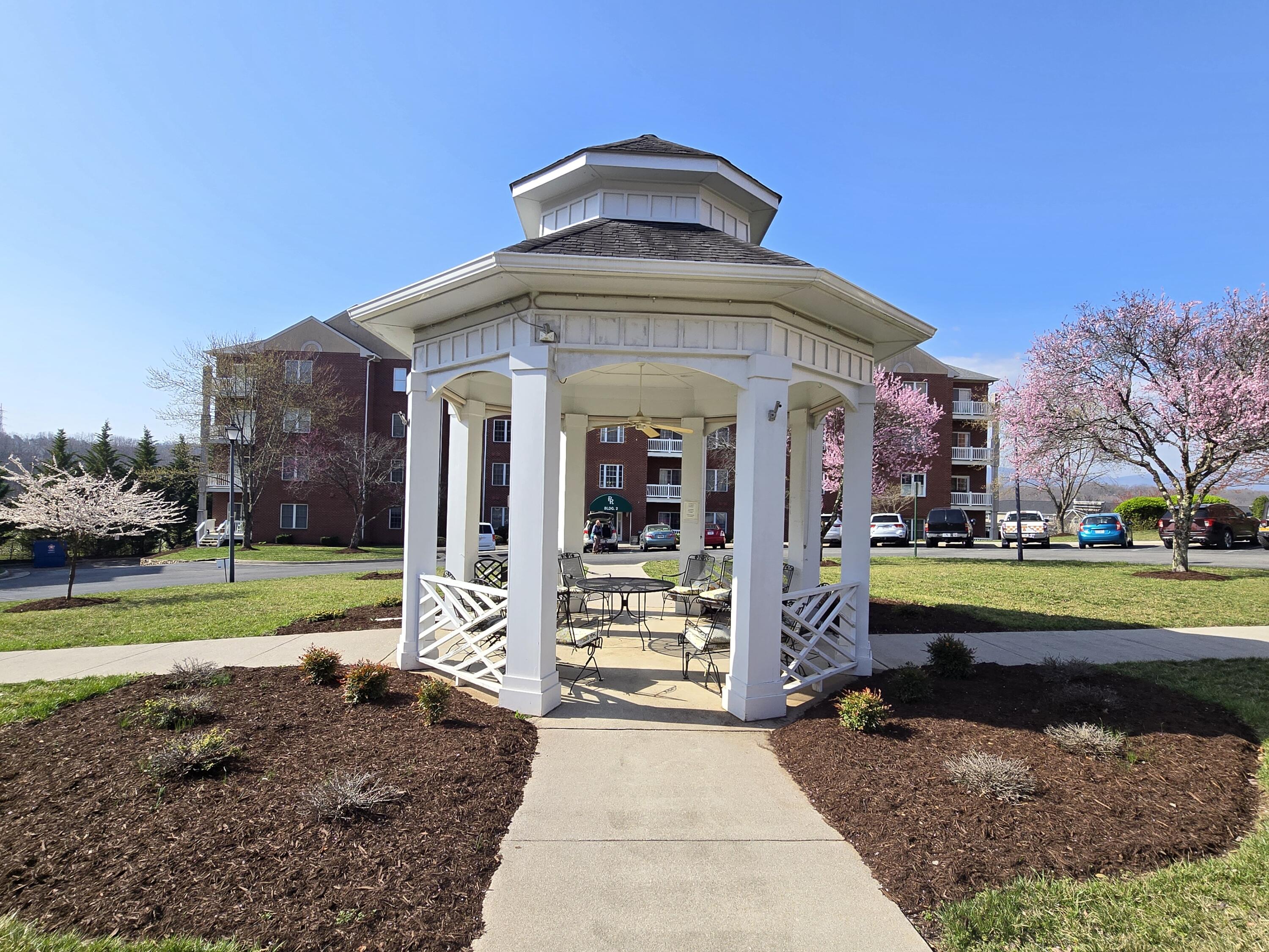 4444 Pheasant Ridge Road, Unit 201 Roanoke, VA 24014 - Photo 43 of 51 20250320_105033