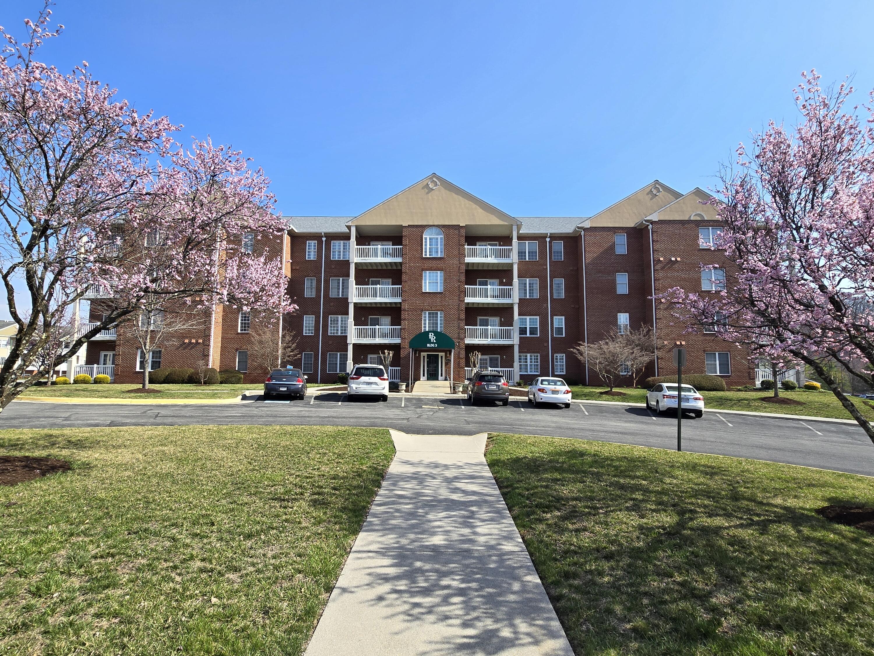 4444 Pheasant Ridge Road, Unit 201 Roanoke, VA 24014 - Photo 44 of 51 20250320_105049