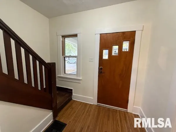 $94,900 | 421 South McArthur Street, Macomb, IL 61455