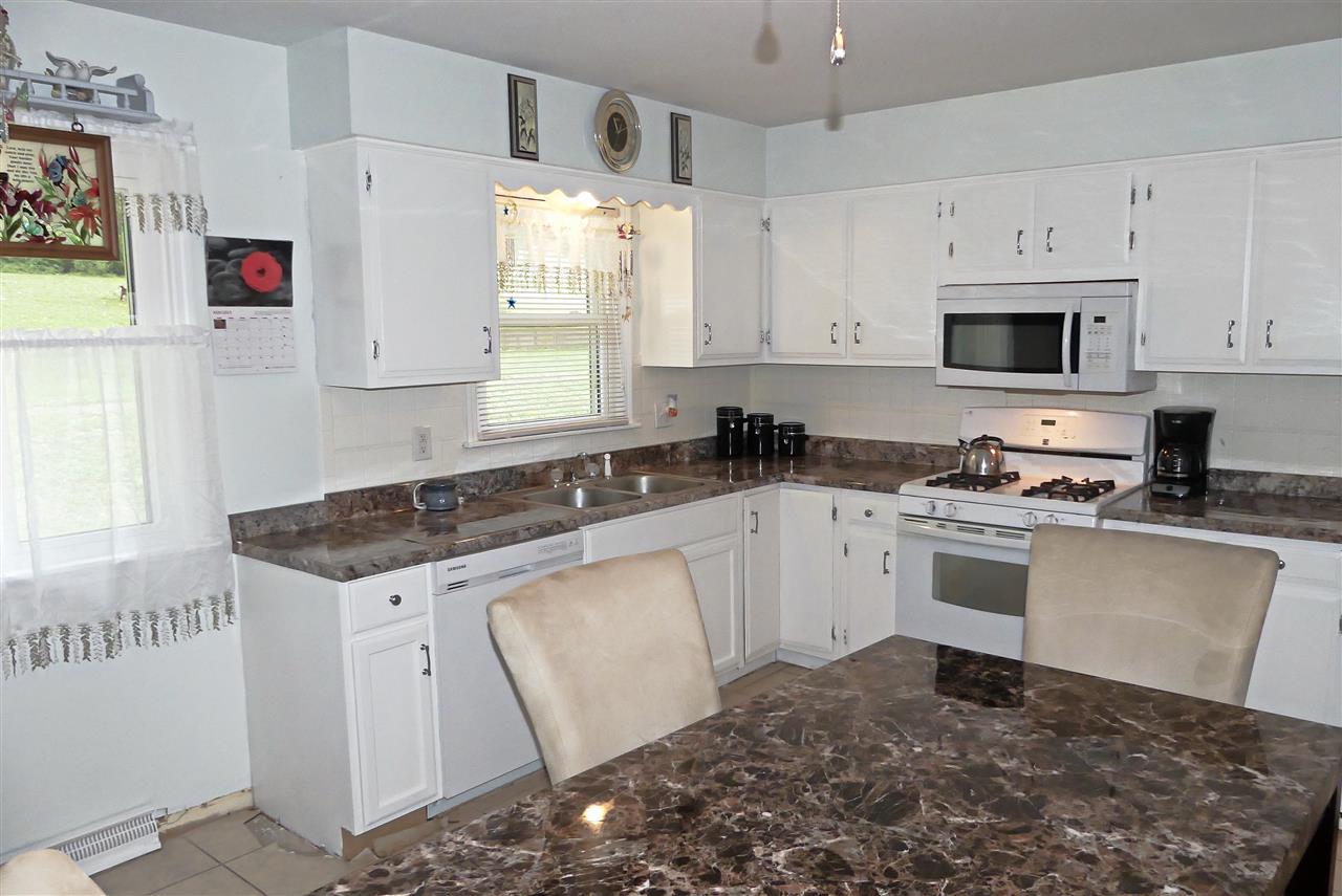 6522 Valley Road Newburgh, IN 47630 - Photo 8 of 16