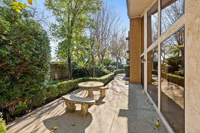 $429,000 | 5630 North El Adobe Drive, Fresno, CA 93711