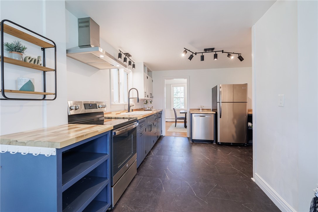 145 Stone Road Henrietta, NY 14534 - Photo 13 of 43