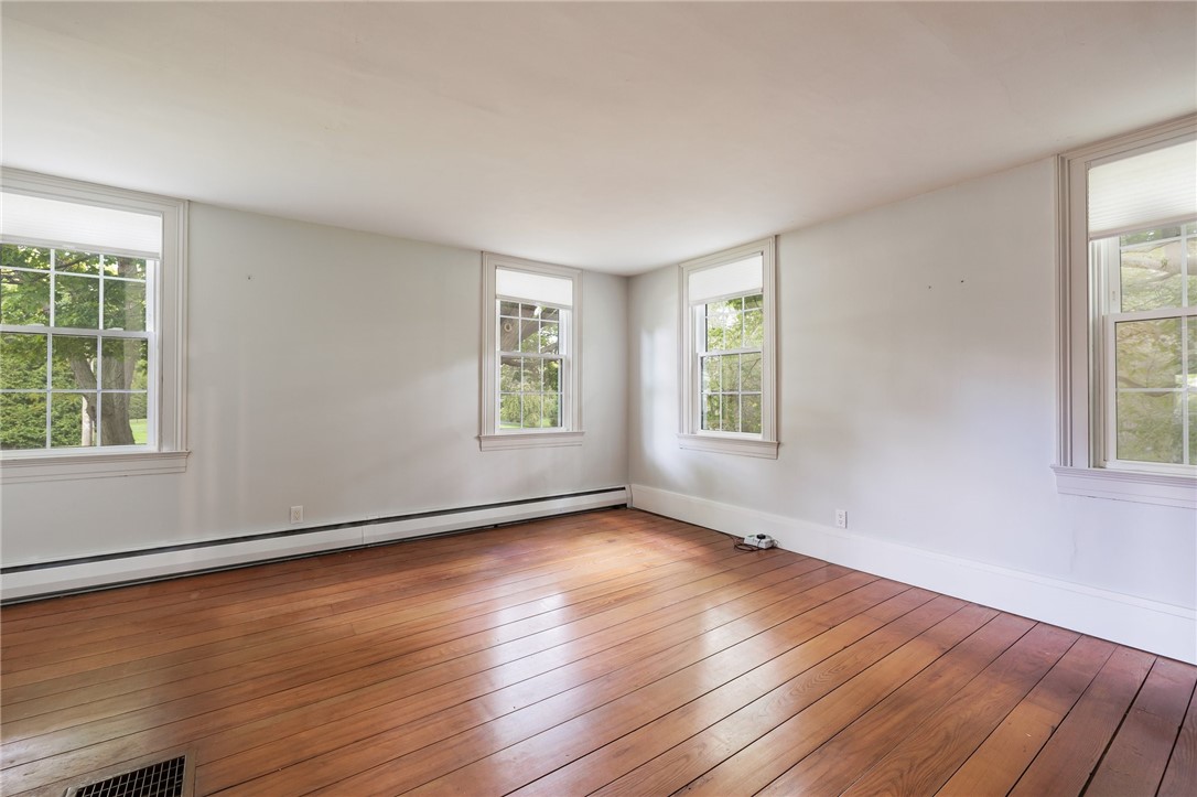 145 Stone Road Henrietta, NY 14534 - Photo 19 of 43