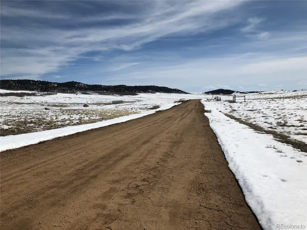 $32,000 | 803 Link Road, Como, CO 80432