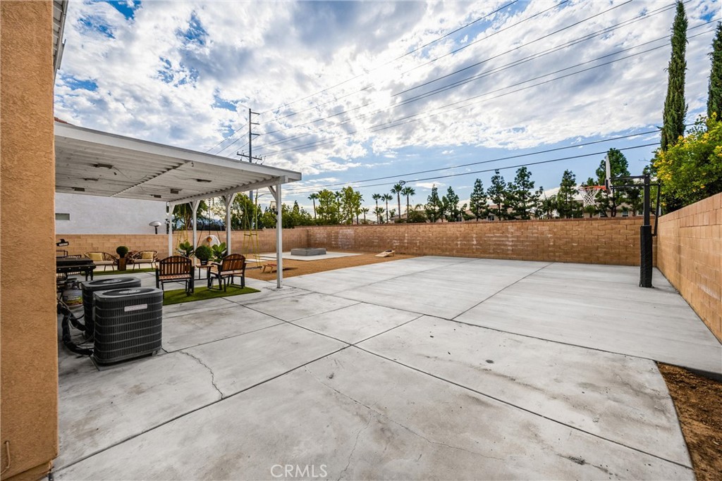 6861 Rio Grande Drive Eastvale, CA 91752 - Photo 30 of 36