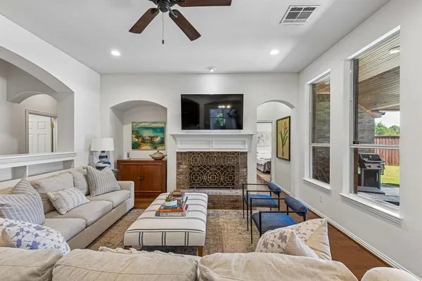 $2,990 | 1616 Ponderosa Drive, Allen, TX 75002