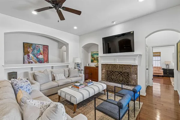 $2,990 | 1616 Ponderosa Drive, Allen, TX 75002