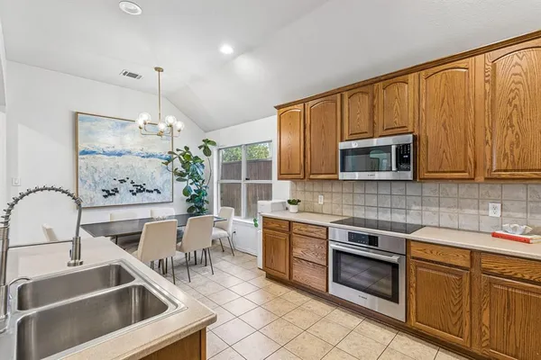 $2,990 | 1616 Ponderosa Drive, Allen, TX 75002