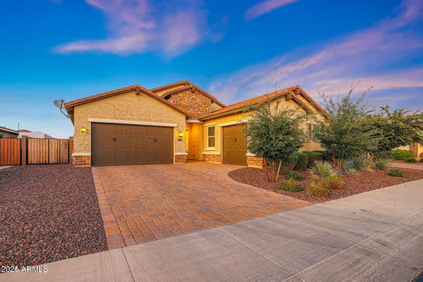 $2,595 | 18626 West Elm Street, Goodyear, AZ 85395