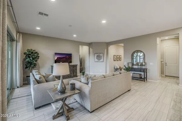 $2,595 | 18626 West Elm Street, Goodyear, AZ 85395