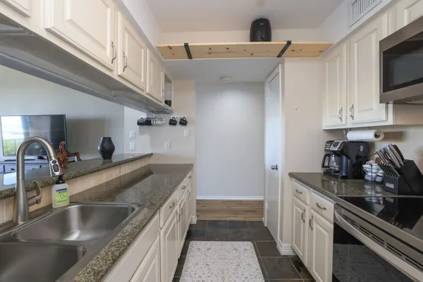 $2,350 | 12600 Melville Drive, Unit 318B, Montgomery, TX 77356