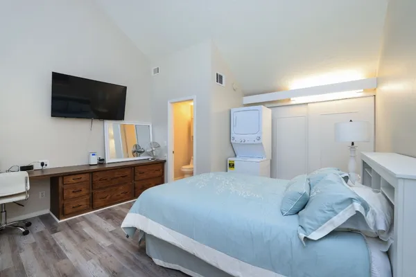 $2,350 | 12600 Melville Drive, Unit 318B, Montgomery, TX 77356