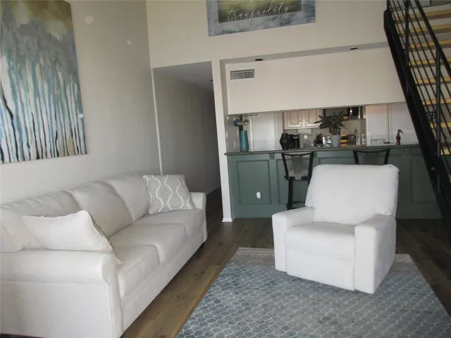 $2,350 | 12600 Melville Drive, Unit 318B, Montgomery, TX 77356