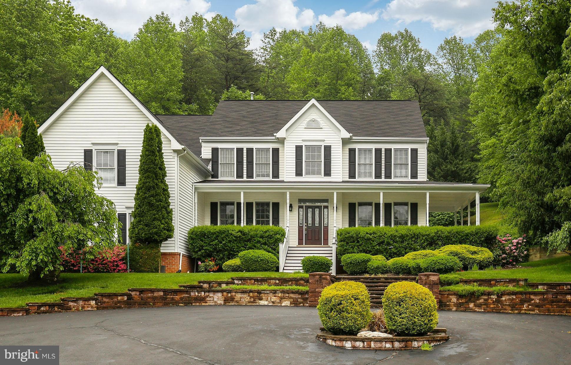 Inviting wrap-around front porch!