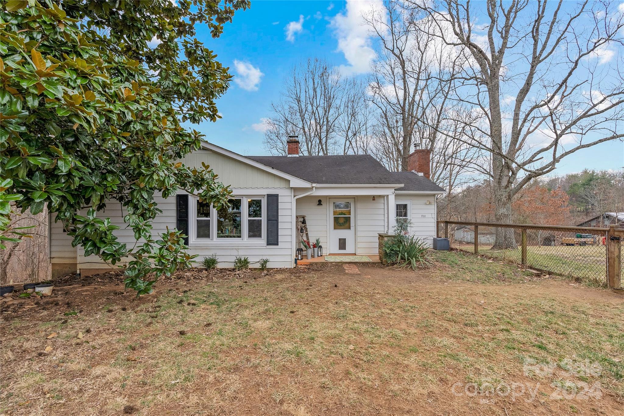 700 Jupiter Road Weaverville, NC 28787 - Photo 2 of 26 Gallery Image 2