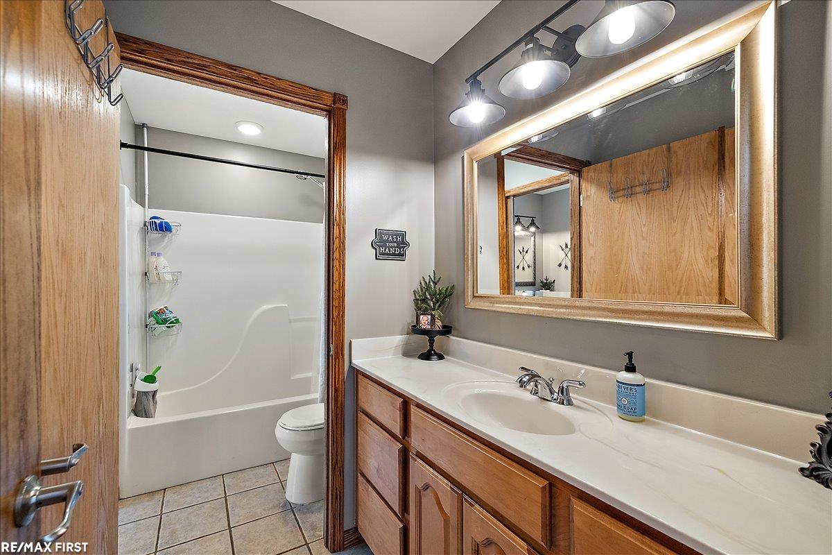 6593 Springborn Road East China, MI 48054 - Photo 45 of 85 50198059-6856b9ff-8870-4677-9050-86944f81a9e5.JPG