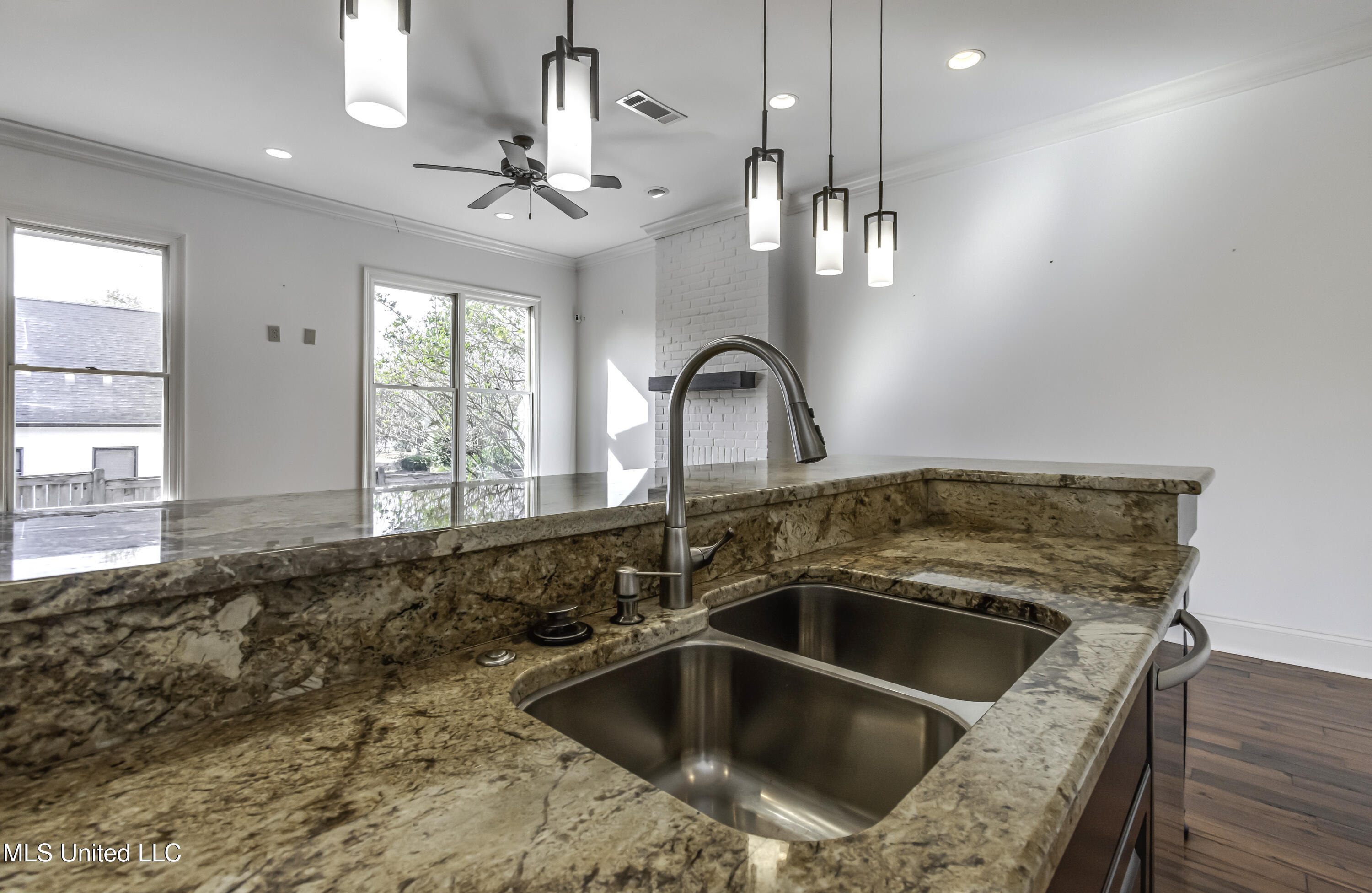 107 Northlake Lane Madison, MS 39110 - Photo 23 of 76 107 Northlake Ln--38