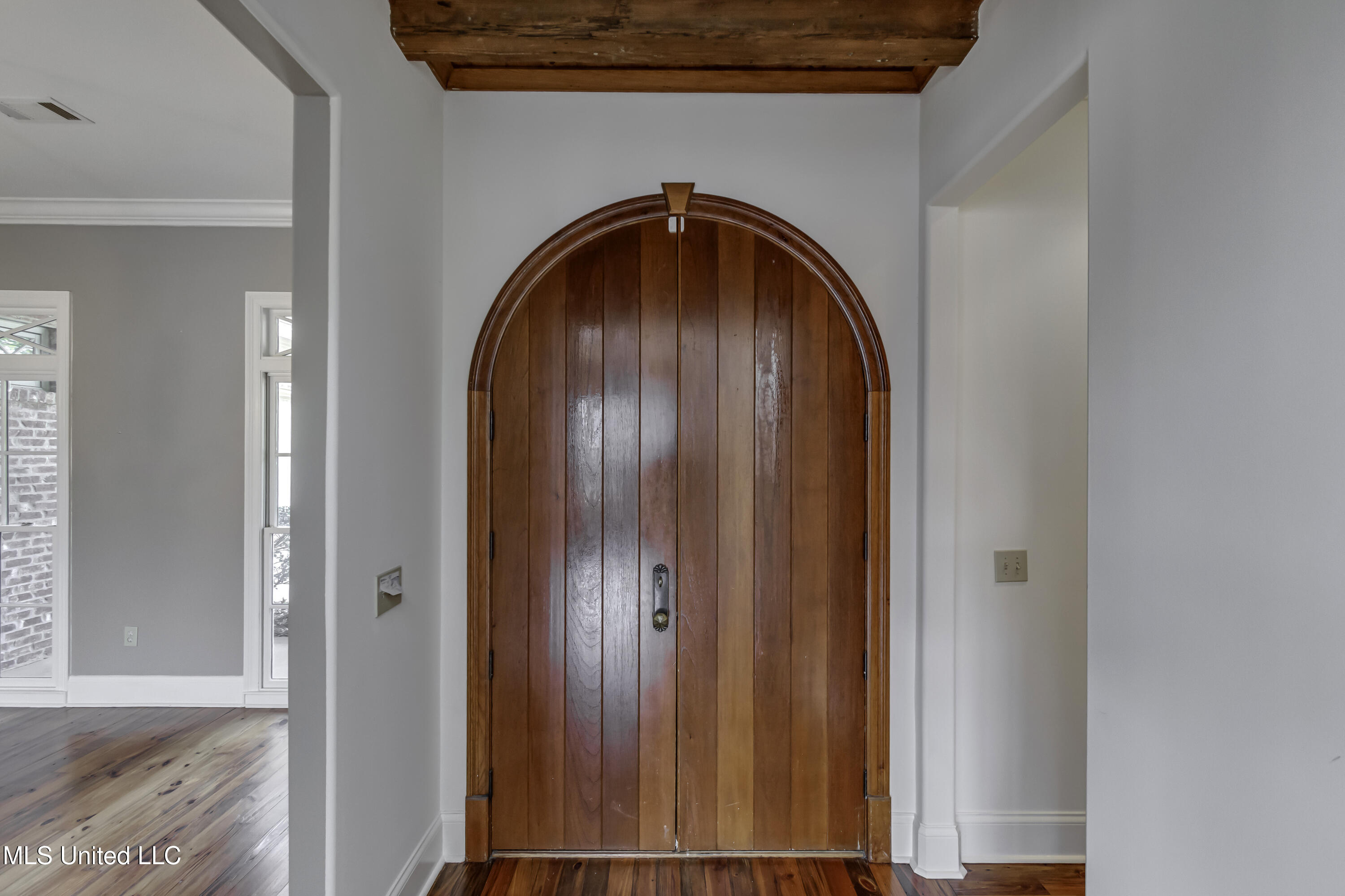 107 Northlake Lane Madison, MS 39110 - Photo 3 of 76 107 Northlake Ln--18