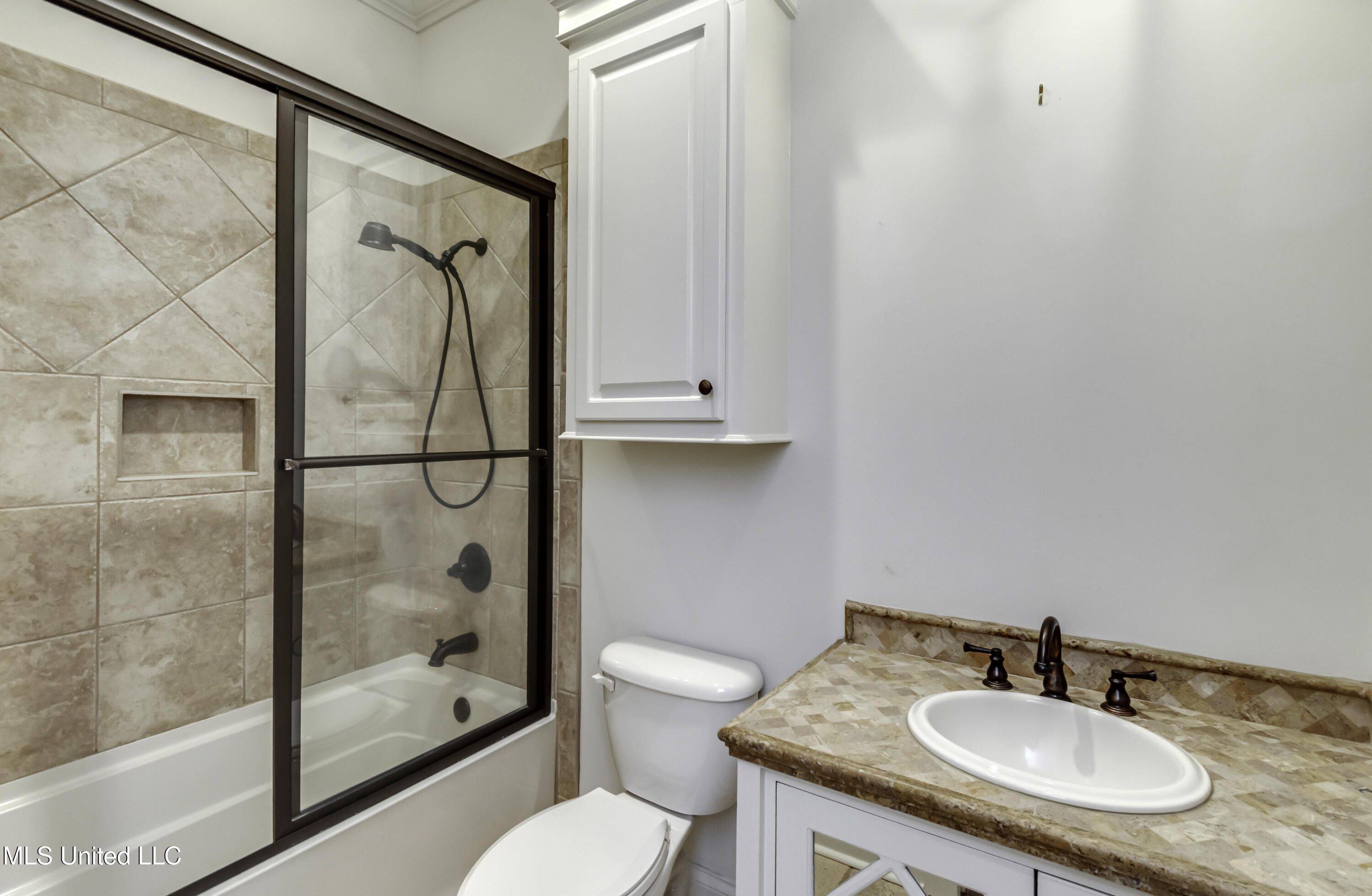 107 Northlake Lane Madison, MS 39110 - Photo 32 of 76 107 Northlake Ln--47