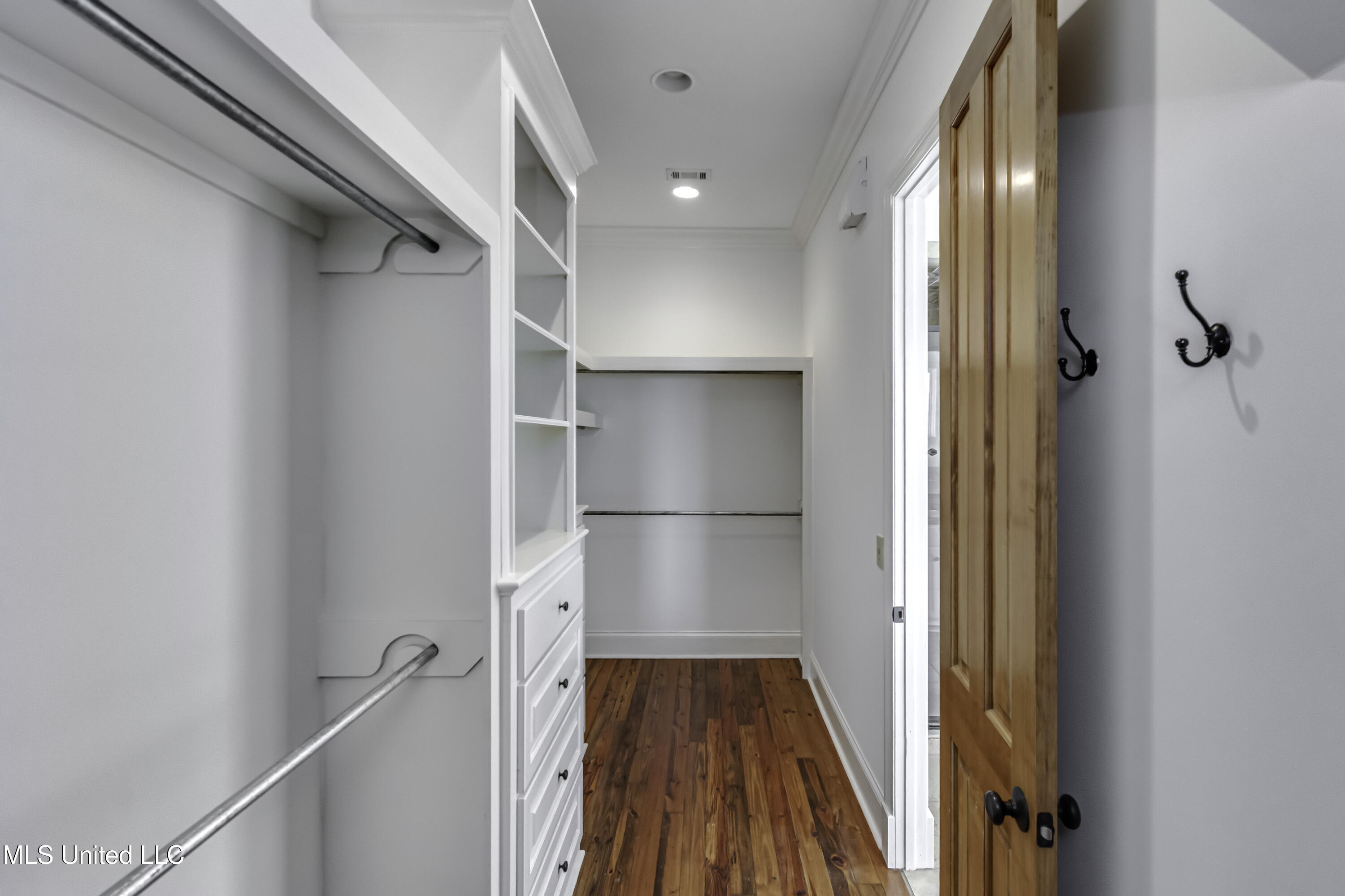 107 Northlake Lane Madison, MS 39110 - Photo 41 of 76 107 Northlake Ln--56