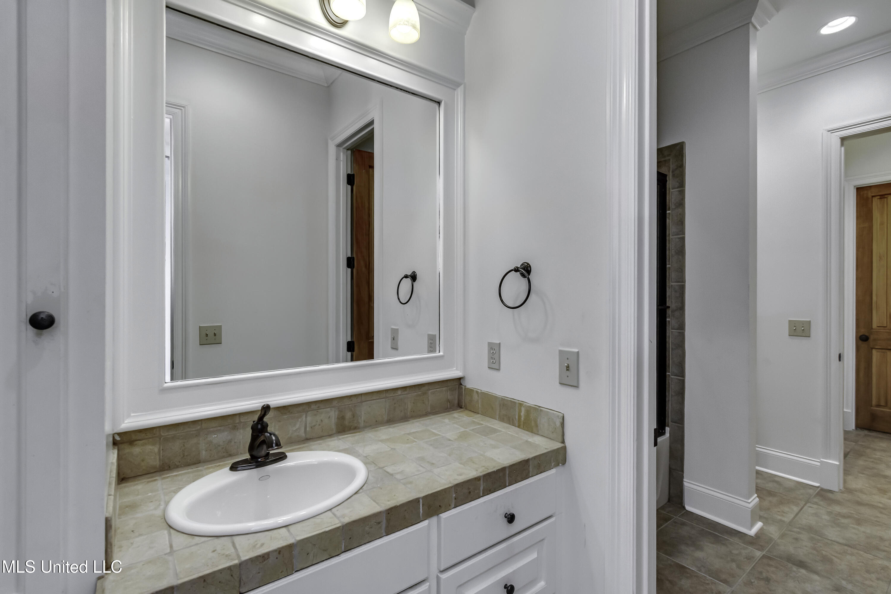 107 Northlake Lane Madison, MS 39110 - Photo 53 of 76 107 Northlake Ln--68