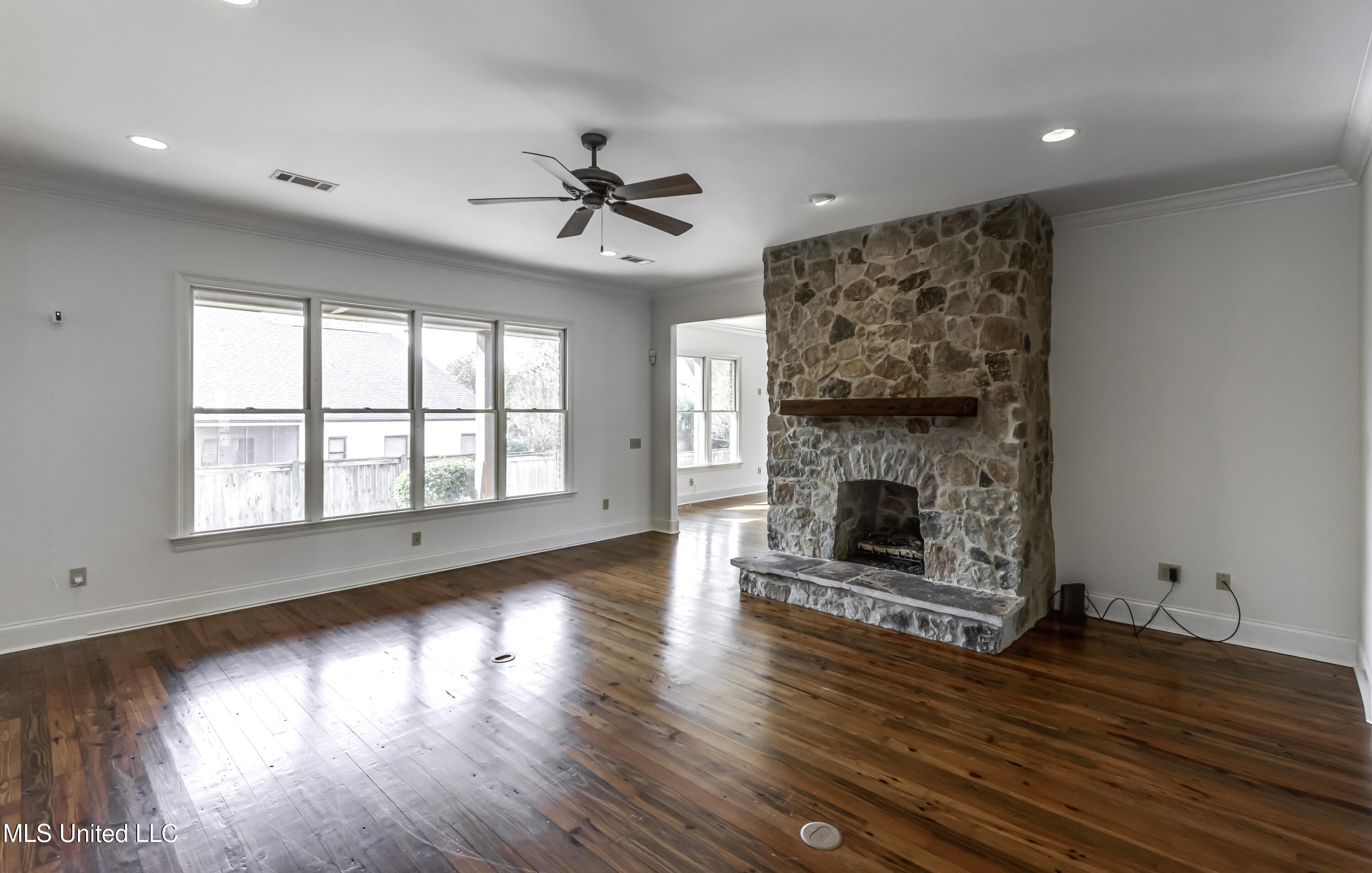 107 Northlake Lane Madison, MS 39110 - Photo 9 of 76 107 Northlake Ln--24