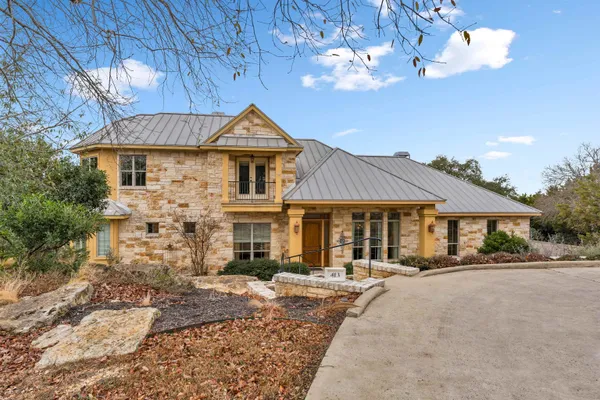 $880,000 | 413 Rock House Drive, Liberty Hill, TX 78642
